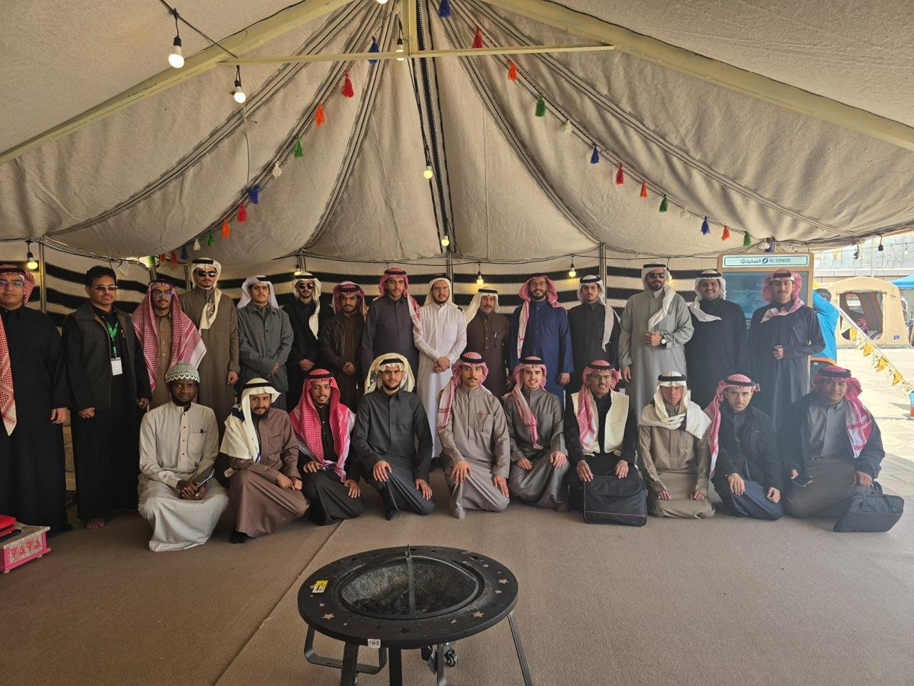 تصوير تذكاري للفعالية